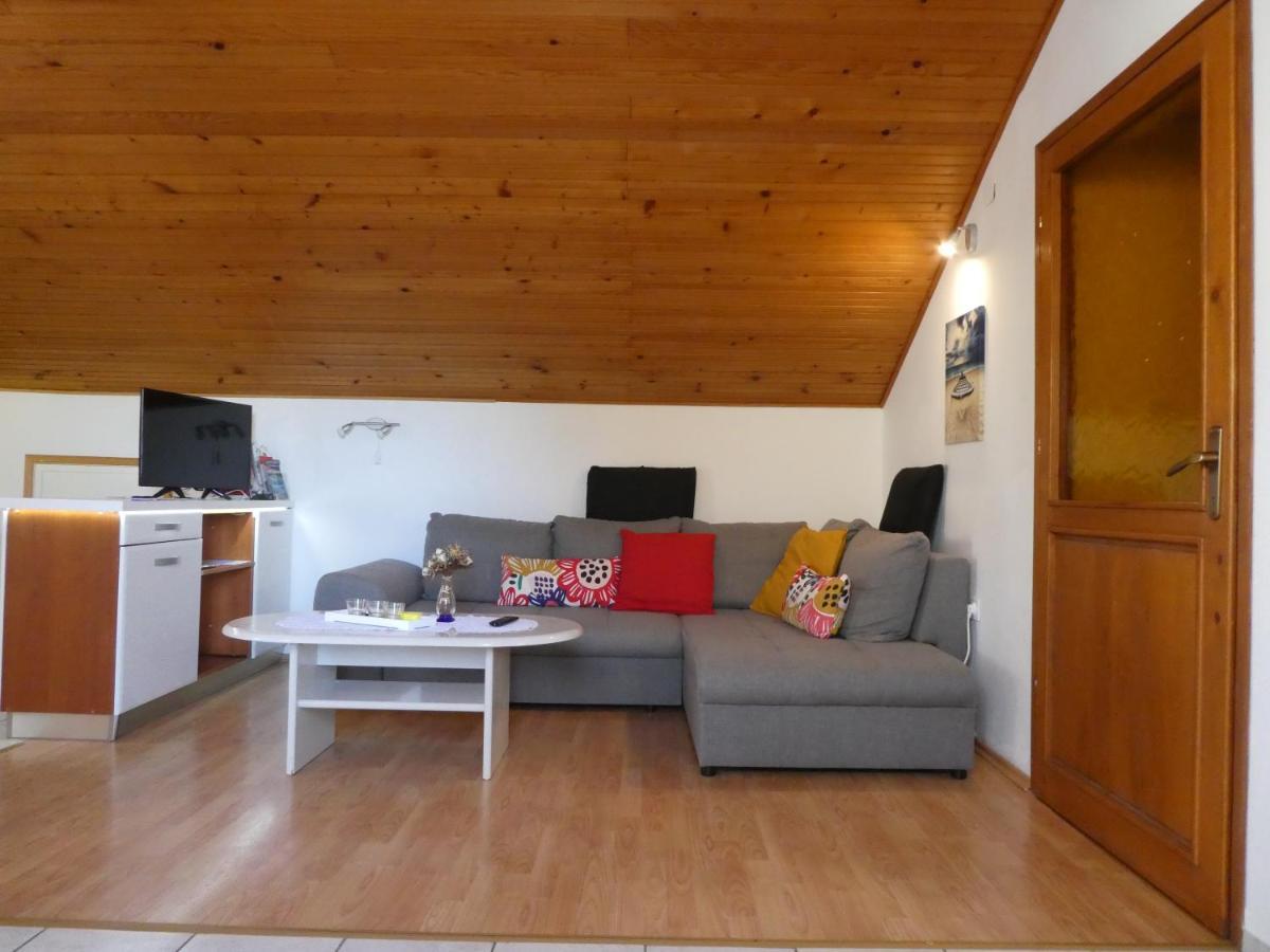 Apartments Milenka Punat Cameră foto