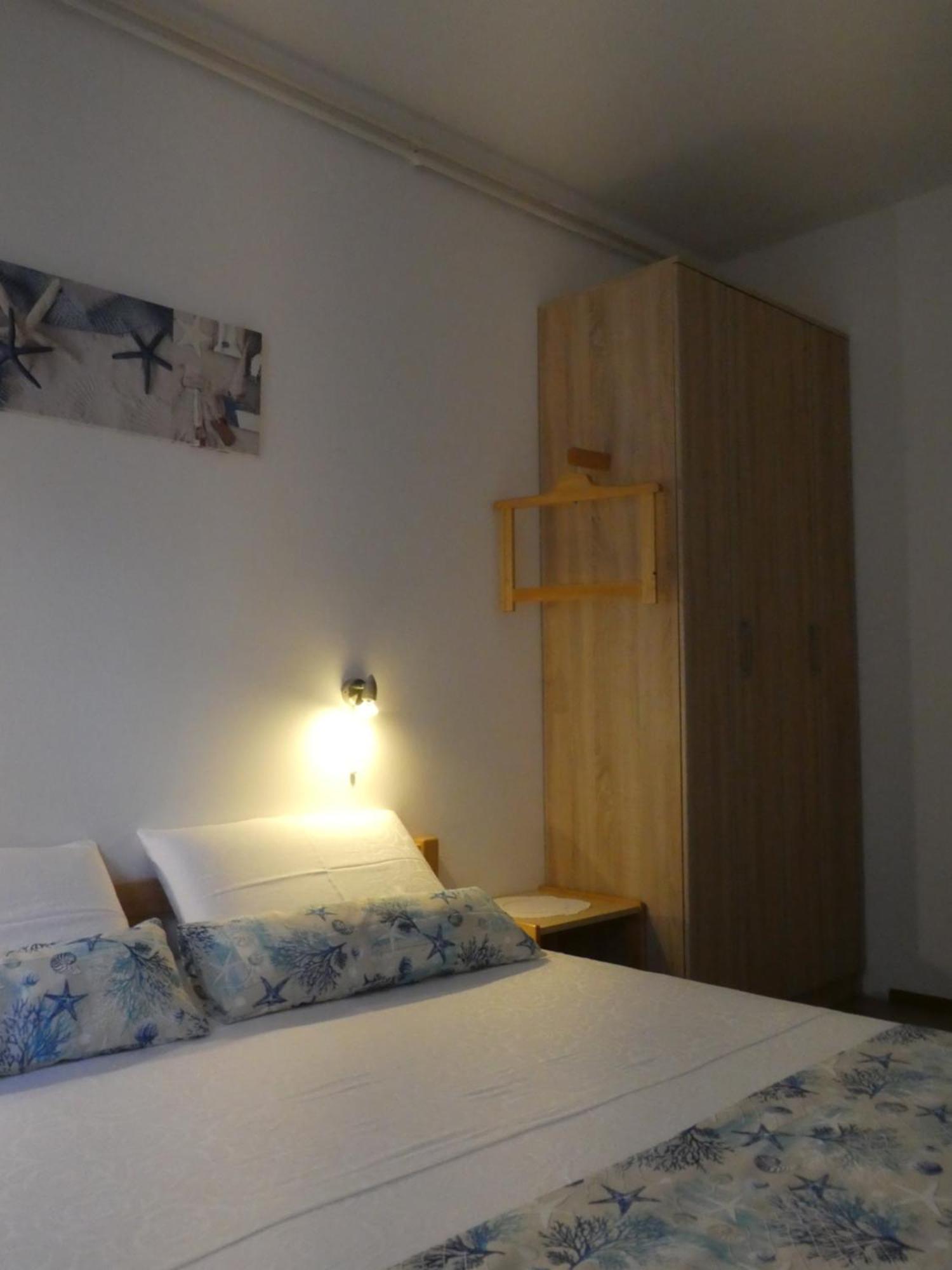Apartments Milenka Punat Cameră foto